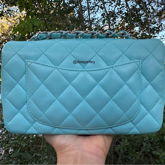 Chanel 19C Tiffany Blue Rectangular Mini - Picture 3 of 15